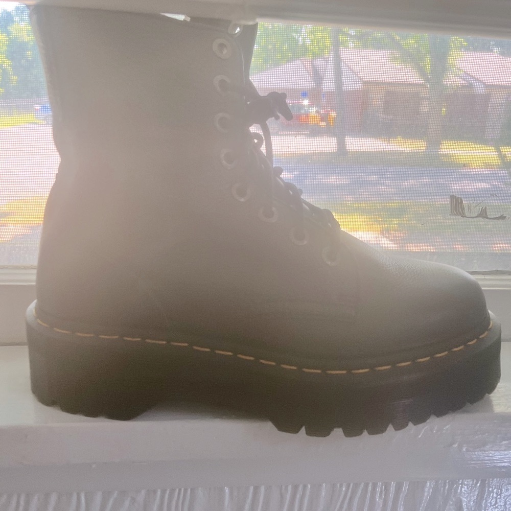 Women’s doc martins